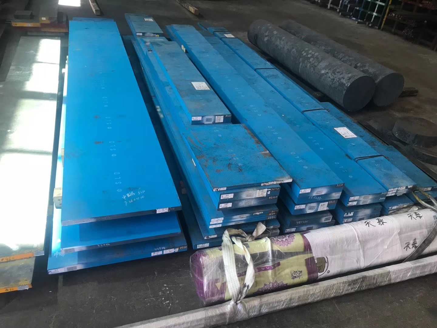 tr25材料，sks81是什么材料